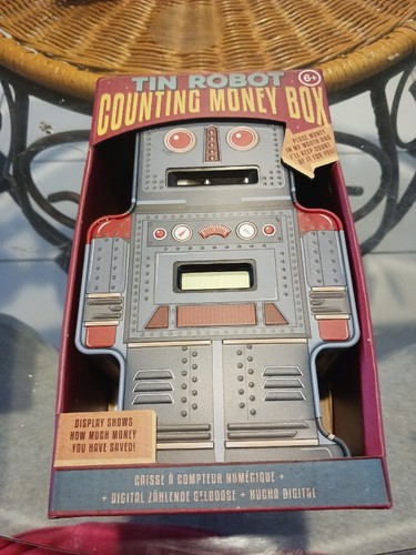 New tin robot counting - tin, money